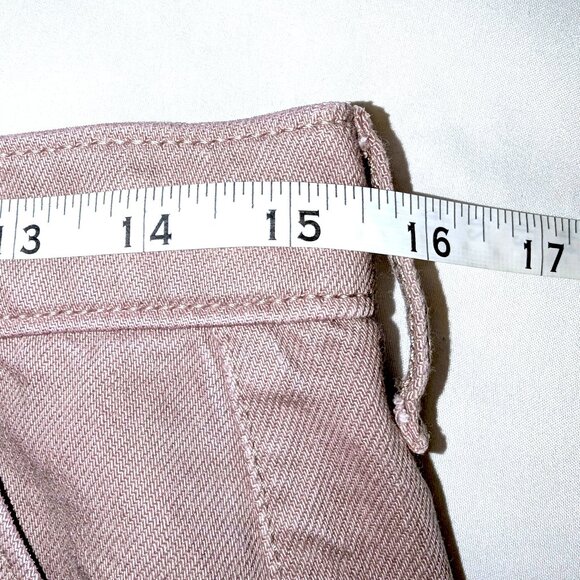 Abercrombie & Fitch | The Mom Shorts High Rise Dusty Purple Mauve | Size 28 - Picture 5 of 8